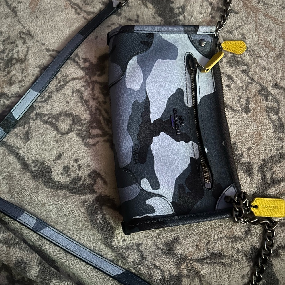 Coach Women’s Black and Gray Camouflage Belt Bag